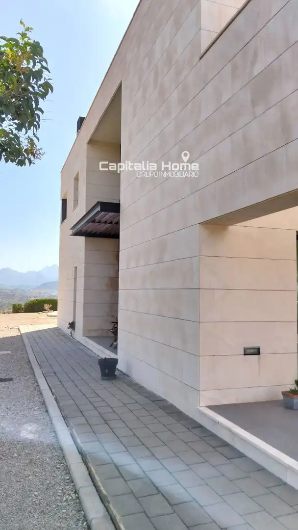 Vista exterior de Casa o xalet en venda en Relleu amb Aire condicionat, Calefacció i Piscina