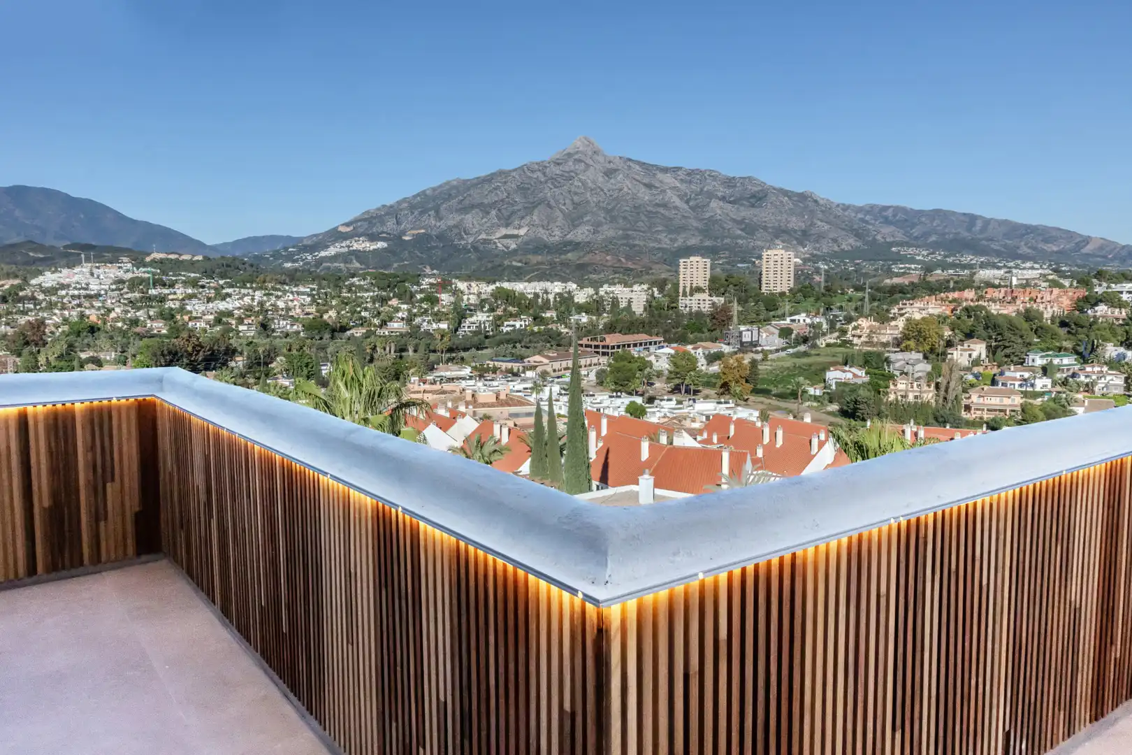 Terrassa de Apartament en venda en Marbella amb Aire condicionat, Terrassa i TV