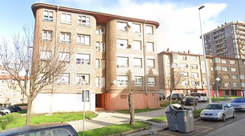 Foto 2 de Piso en venta en Avenida Herrera Oria, Alisal - San Román, Santander