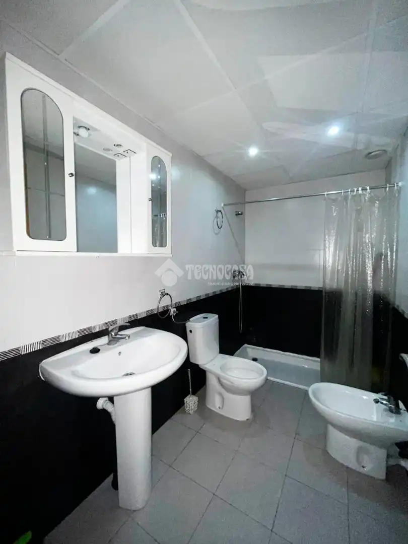 Bathroom of Flat for sale in Sobradiel  with Air Conditioner, Heating and Balcony
