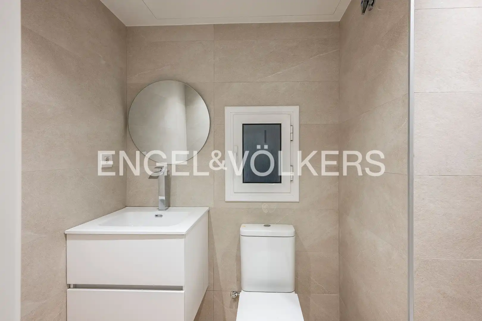 Baño de Piso en venta en Barcelona con Aire acondicionado y Calefacción