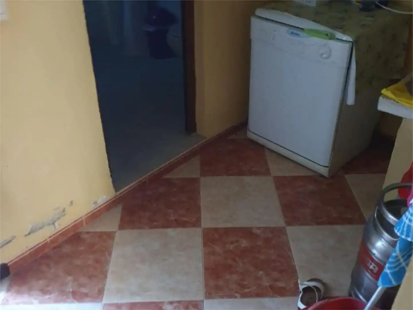 Cuina de Pis en venda en Huelma amb Traster, Moblat i Balcó