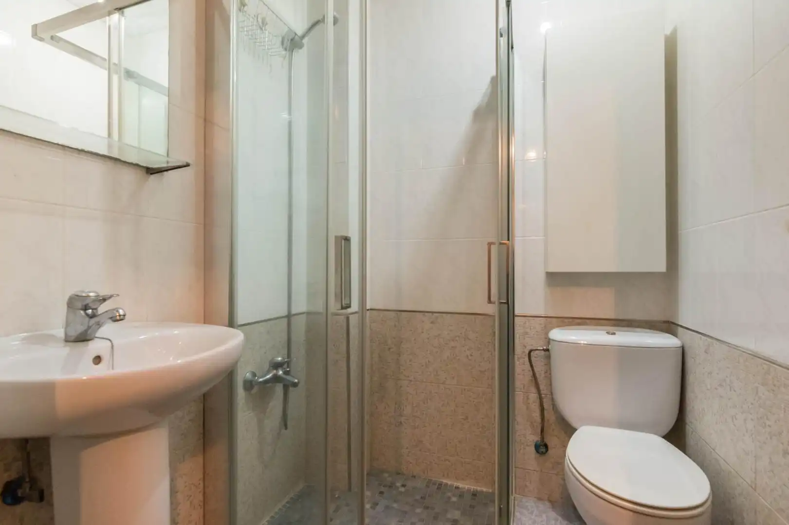 Badezimmer von Einfamilien-Reihenhaus zum Verkauf in Murcia mit Klimaanlage