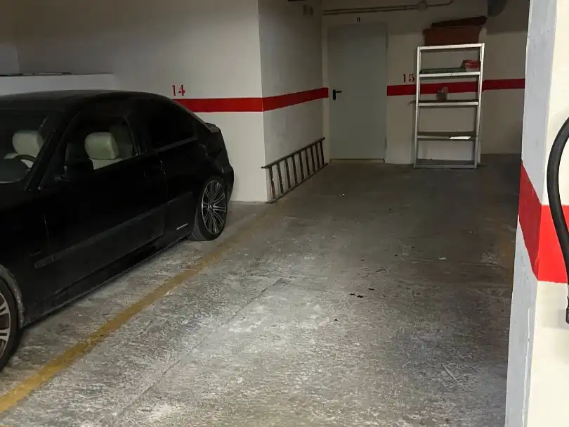 Aparcament de Garatge de lloguer en Valencia
