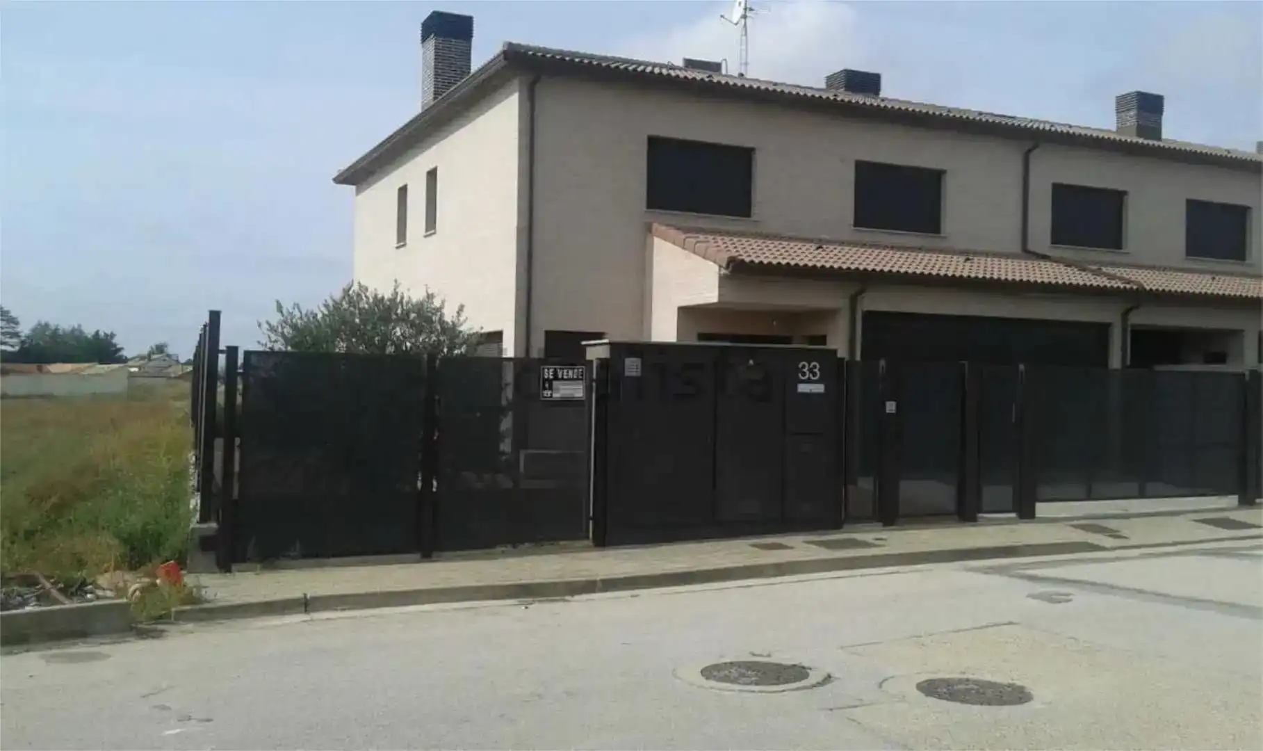 Vista exterior de Casa o xalet en venda en Almazán amb Jardí privat i Parquet