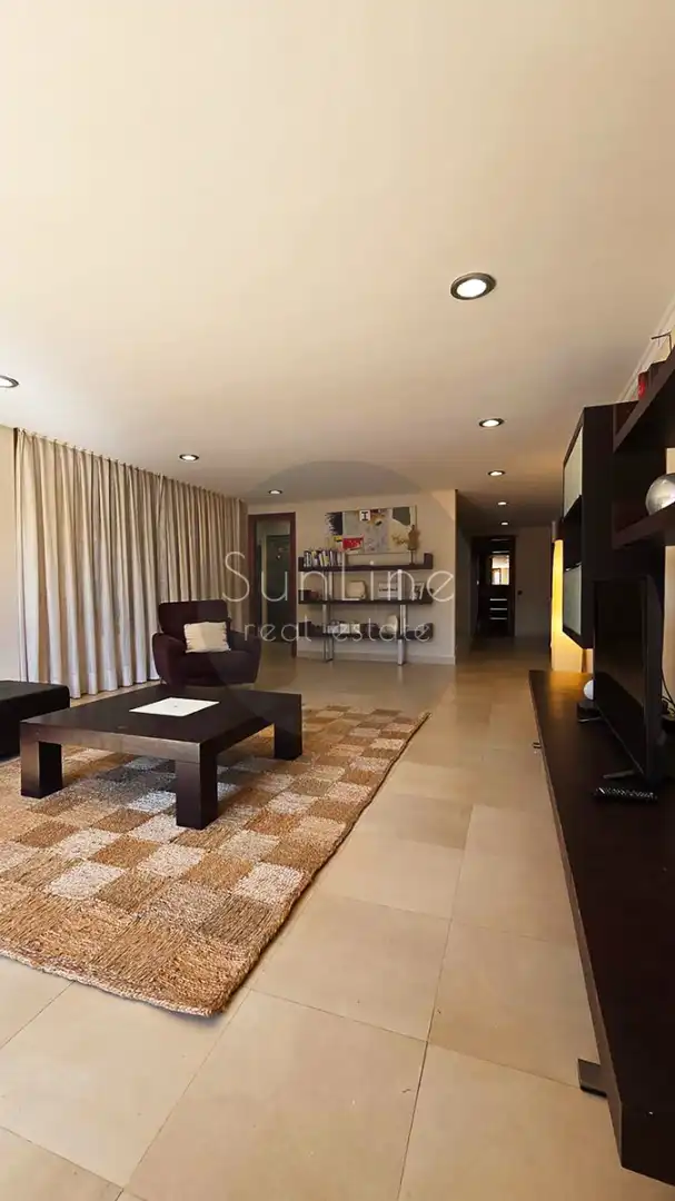 House with pool for sale in Carrer Font de la Carrasquera, imagen 40