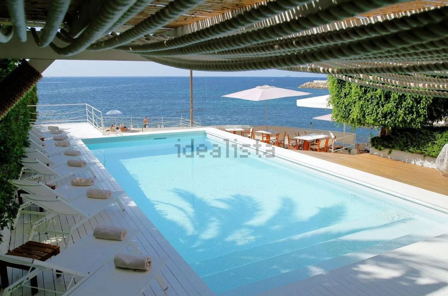 Swimming pool of Premises for sale in  Palma de Mallorca  with Air Conditioner