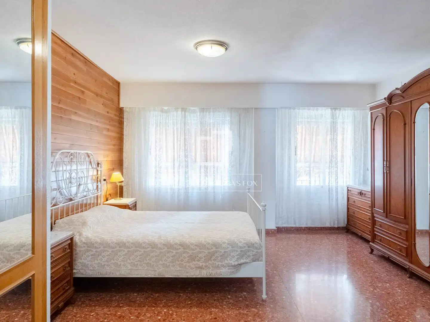 Schlafzimmer von Wohnung zum Verkauf in Valencia mit Klimaanlage, Möbliert und Balkon