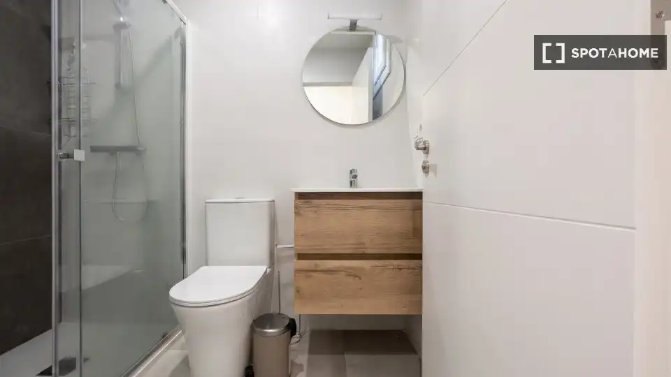 Appartamento con terrazza in affitto a Ciutat Vella, imagen 12