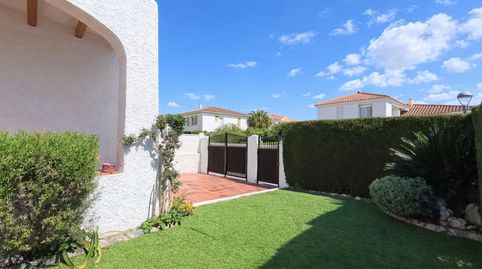 Foto 5 de Casa adosada en venta en Carrer Puigmal, Cunit Residencial, Cunit