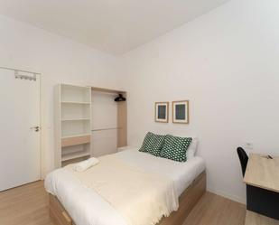 Bedroom of Flat to share in  Madrid Capital  with Terrace