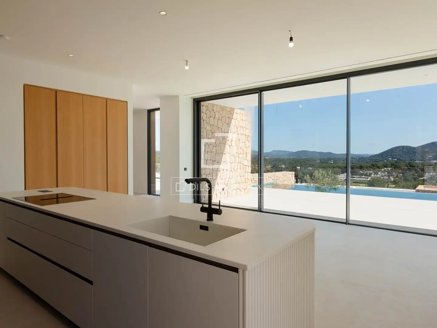 Cocina de Casa o chalet en venta en Santa Eulària des Riu con Aire acondicionado, Jardín privado y Terraza