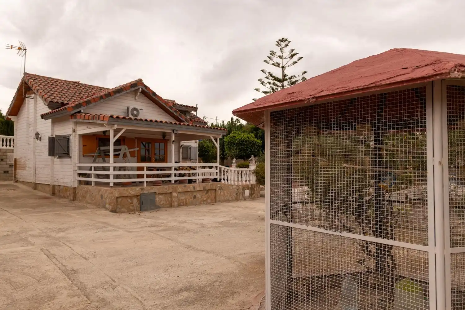 Casa o xalet en venda en Alicante / Alacant amb Aire condicionat, Calefacció i Jardí privat