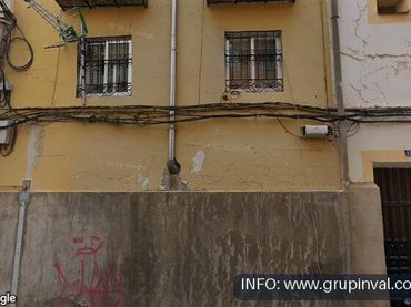 Flat for sale in calle santiago lópez 14