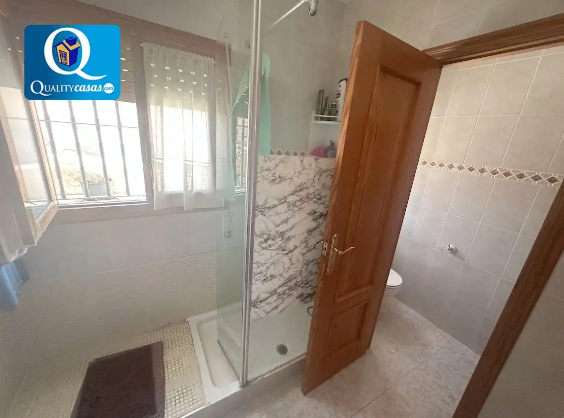 Baño de Casa o chalet en venta en Mutxamel con Aire acondicionado, Calefacción y Terraza