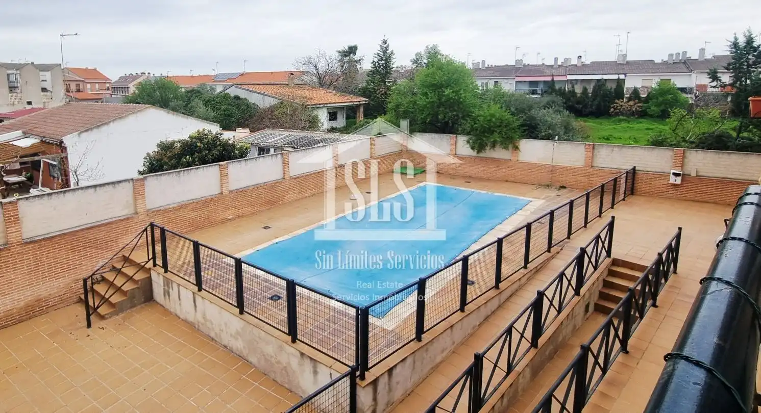 Dúplex en venta en de España, El Viso de San Juan
