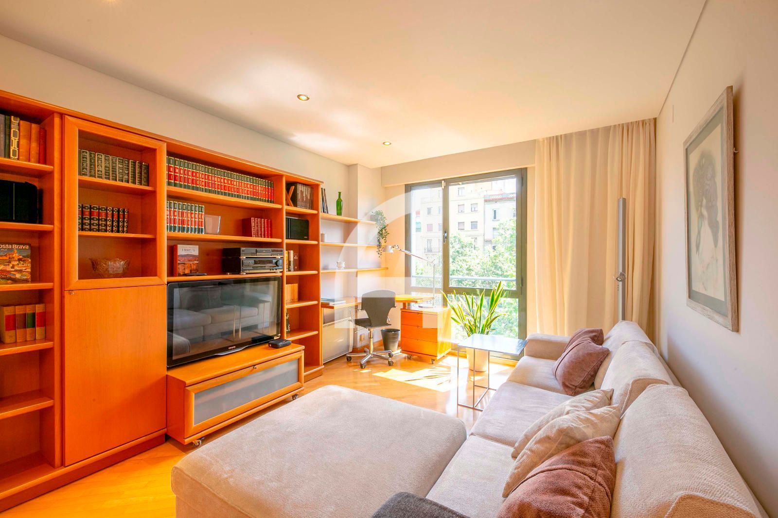 Sala d'estar de Pis de lloguer en  Barcelona Capital amb Aire condicionat, Calefacció i Parquet