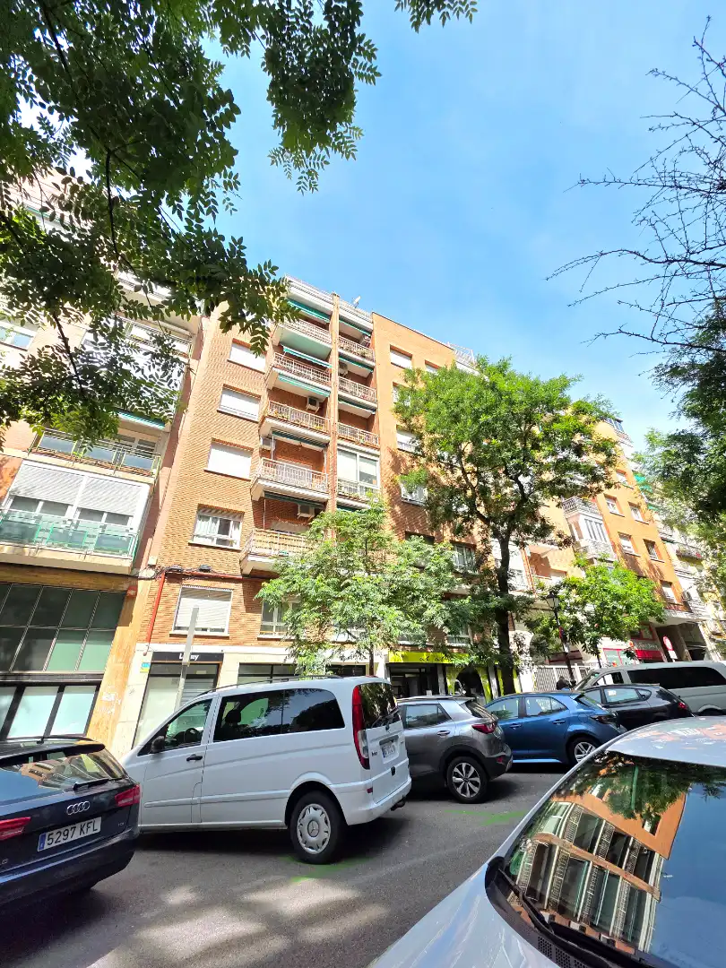 Vista exterior de Ático en venta en Madrid con Aire acondicionado, Calefacción y Parquet