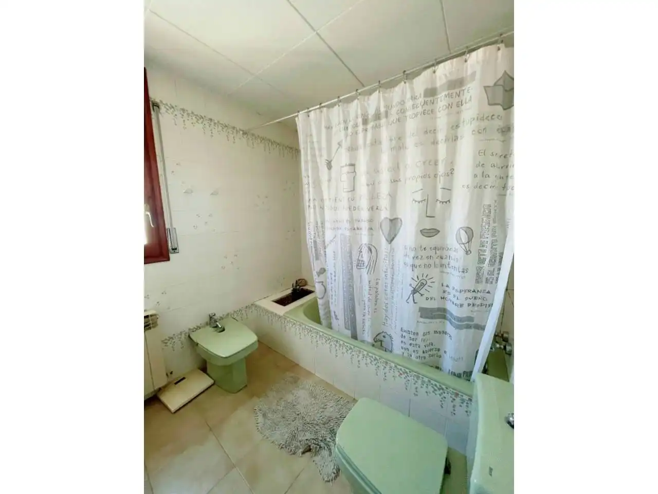 Baño de Casa o chalet en venta en Cerdanyola del Vallès con Calefacción, Jardín privado y Terraza