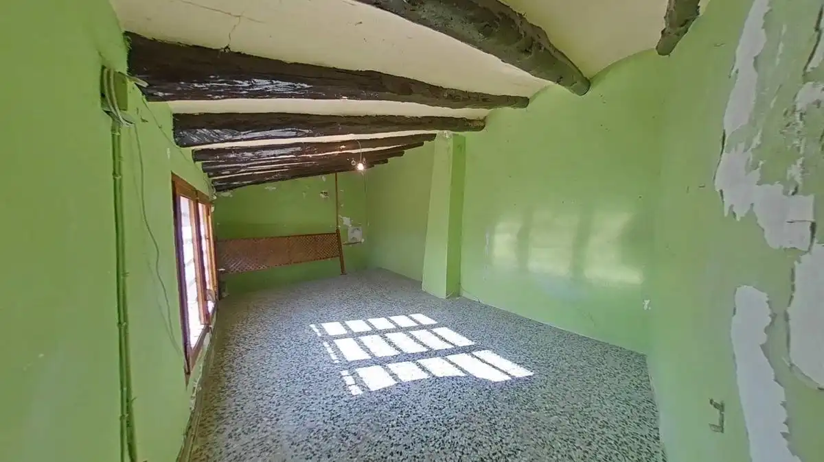 Piso en venta en Cornudella de Montsant