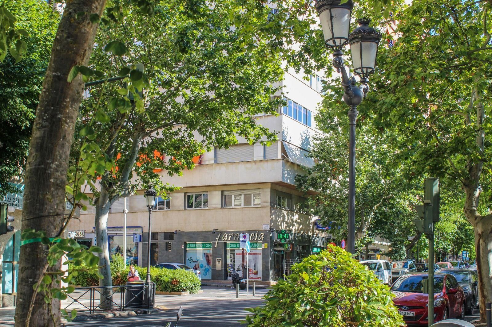 Vista exterior de Oficina en venta en Cáceres Capital con Aire acondicionado y Trastero