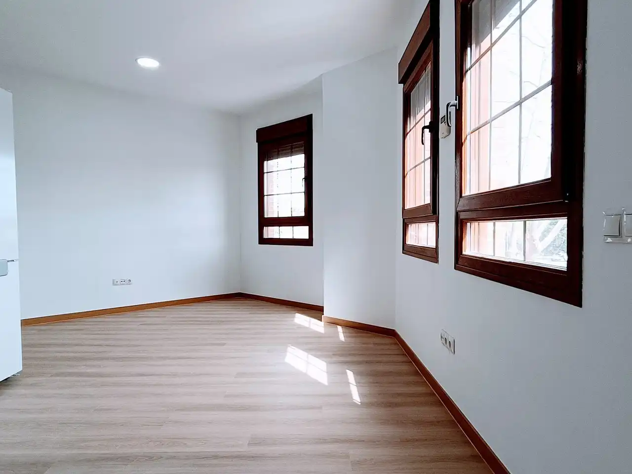 Bedroom of Flat for rent in Villanueva del Pardillo  with Air Conditioner, Heating and Terrace