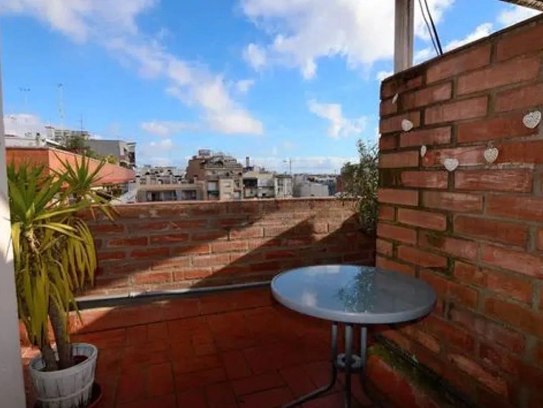 Terrassa de Estudi en venda en  Barcelona Capital amb Aire condicionat, Terrassa i Moblat