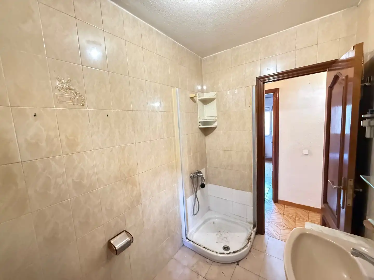 Bathroom of Flat for sale in  Madrid Capital  with Air Conditioner and Terrace