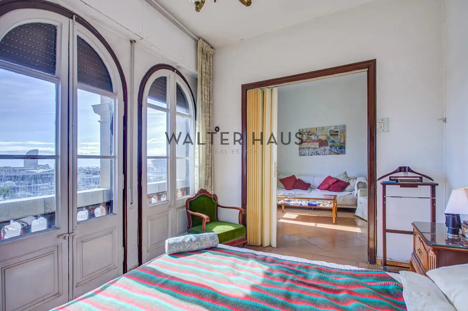 Habitación de Piso en venta en Barcelona con Balcón