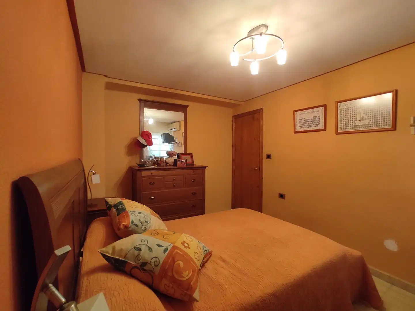 Habitación de Piso en venta en Valencia con Trastero