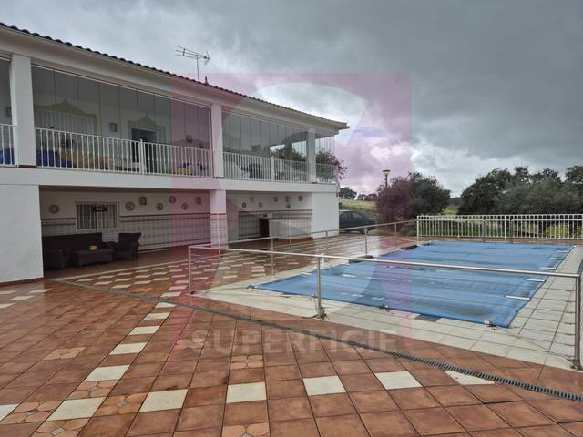 Terreno en Venta en Calle Ramón y Cajal en Alconchel