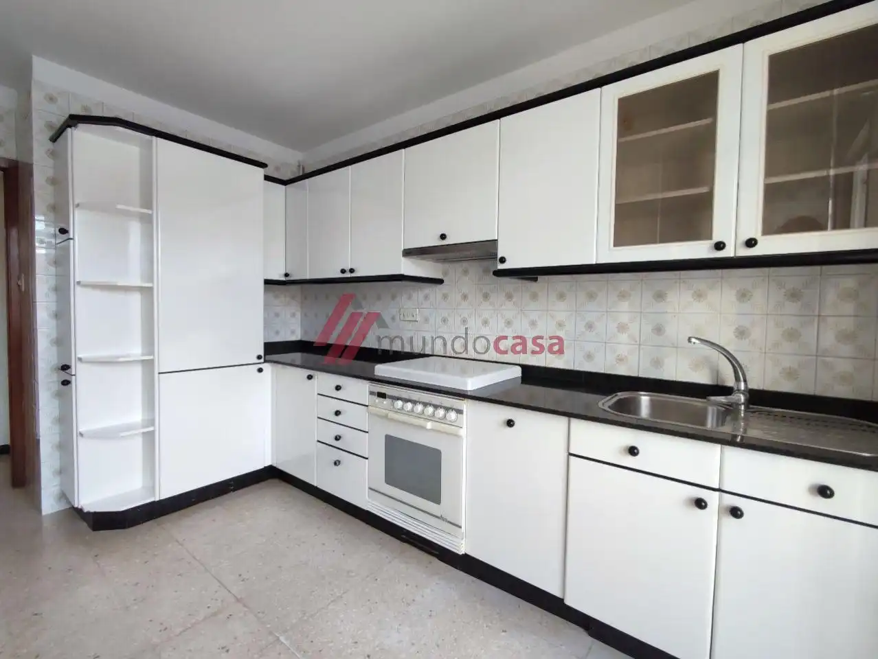 Cocina de Piso de alquiler en Ferrol con Calefacción y Amueblado