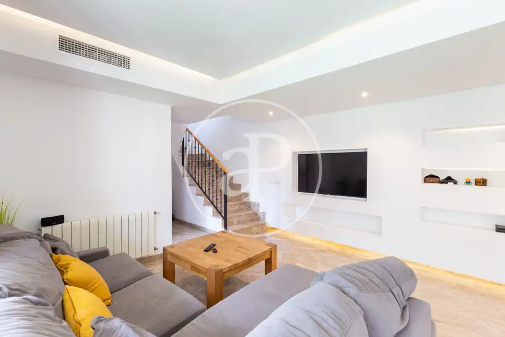 Sala de estar de Ático en venta en Bétera con Aire acondicionado, Calefacción y Jardín privado