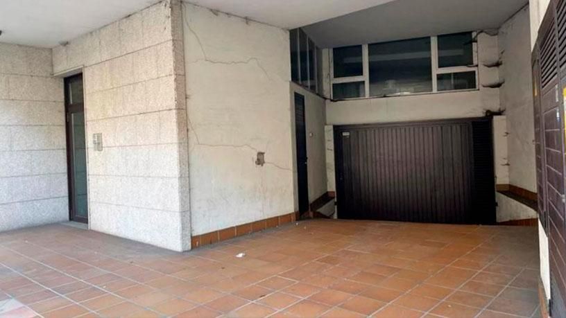Oficina en venda a  CALLE RAMÓN CABANILLAS 118, Moaña