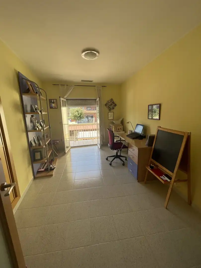 Casa adosada en venta en Porqueres con Aire acondicionado, Terraza y Balcón