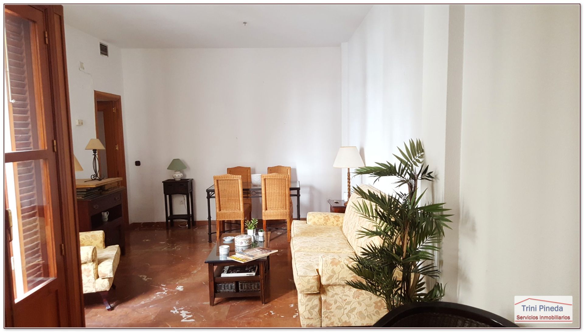 Sala d'estar de Pis en venda en  Sevilla Capital amb Aire condicionat, Rentadora i Balcó