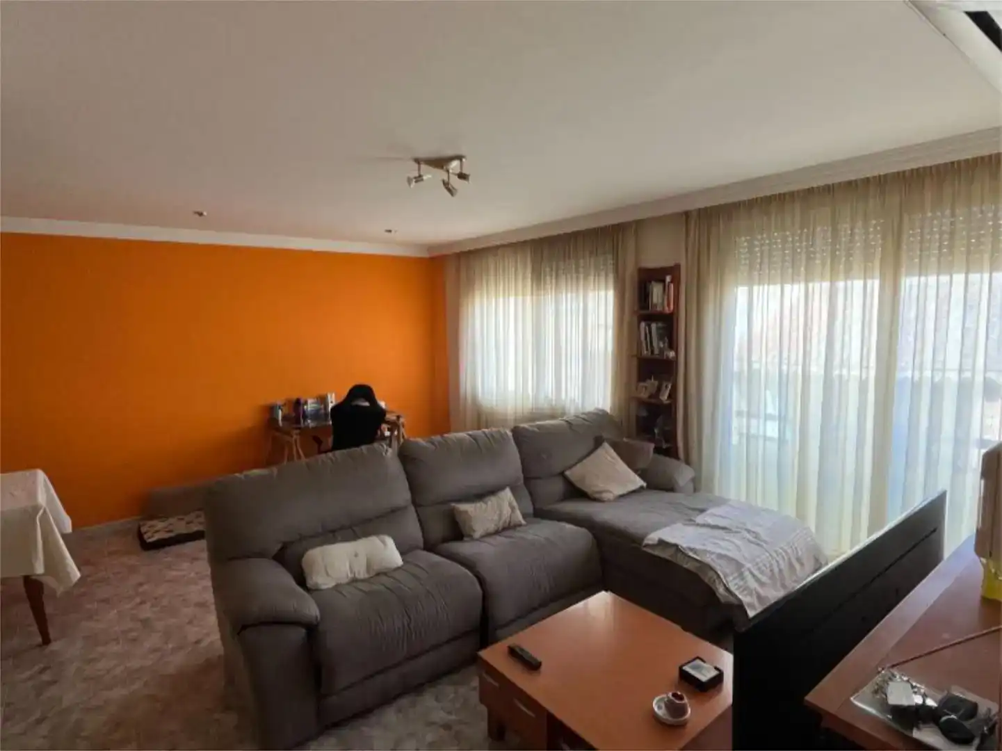 Sala d'estar de Casa adosada en venda en Roquetes