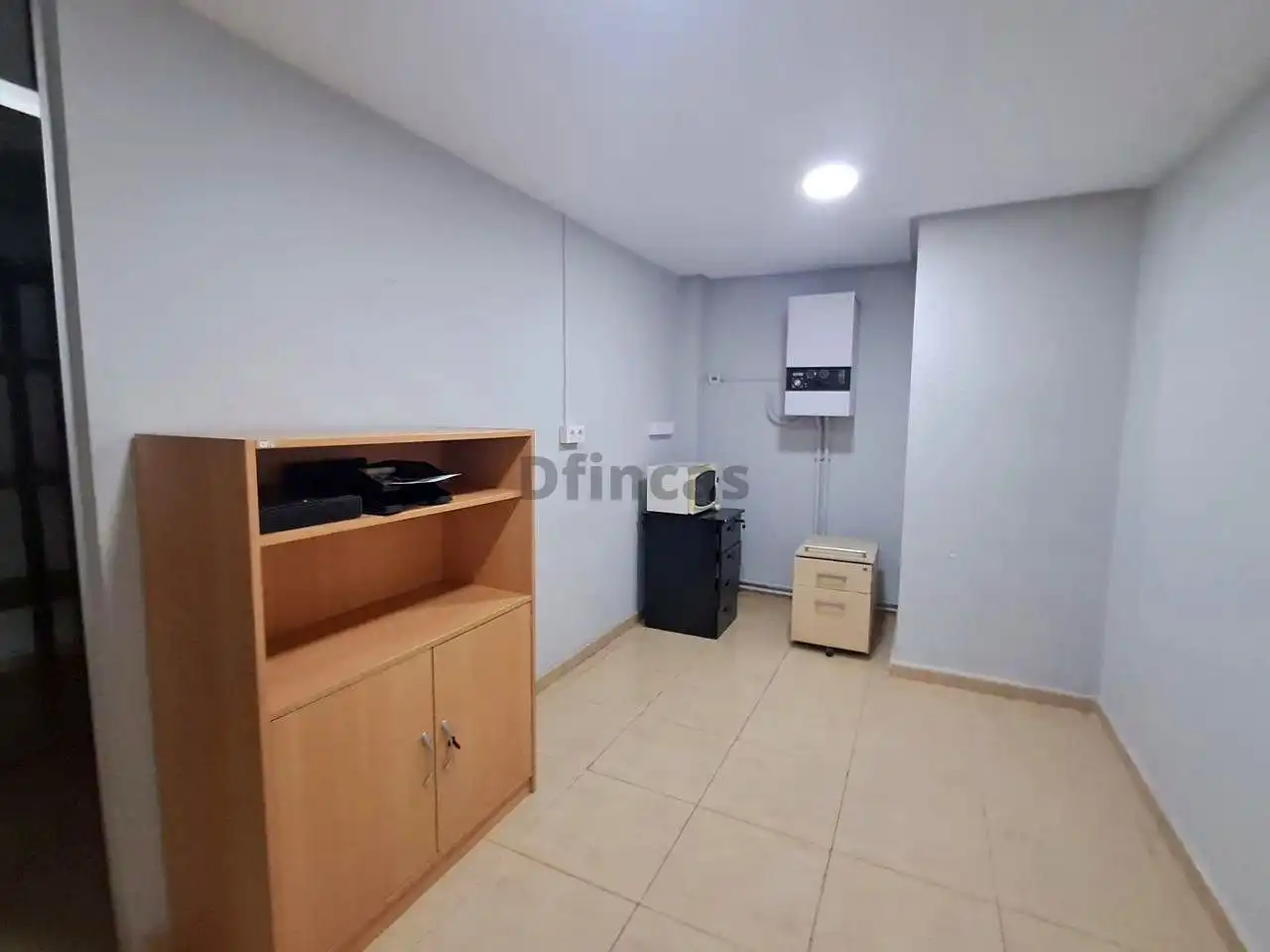 Oficina de alquiler en Teruel