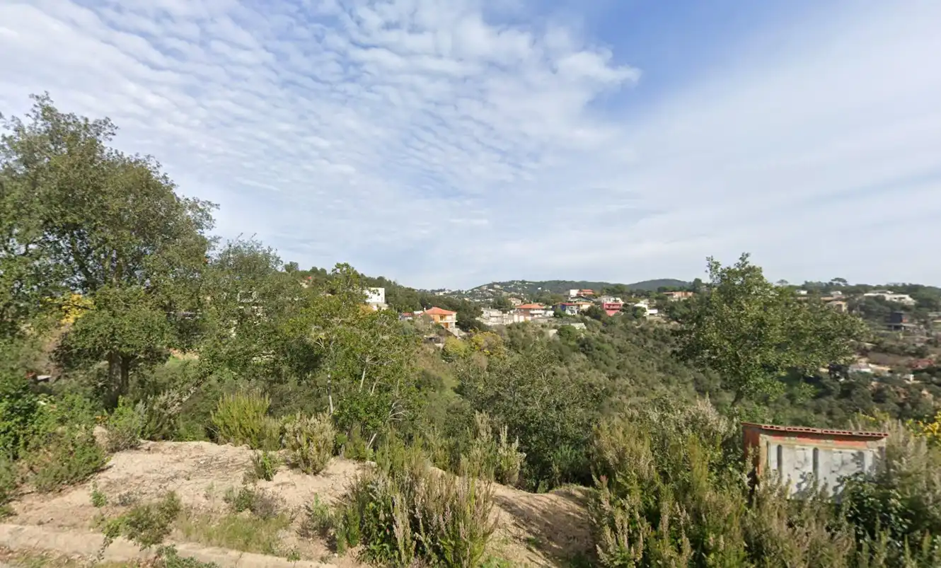 Terrenys i solars en venda a Illa