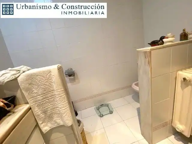 Adossat amb terrassa en venda a Ciudad Jardín, imagen 17