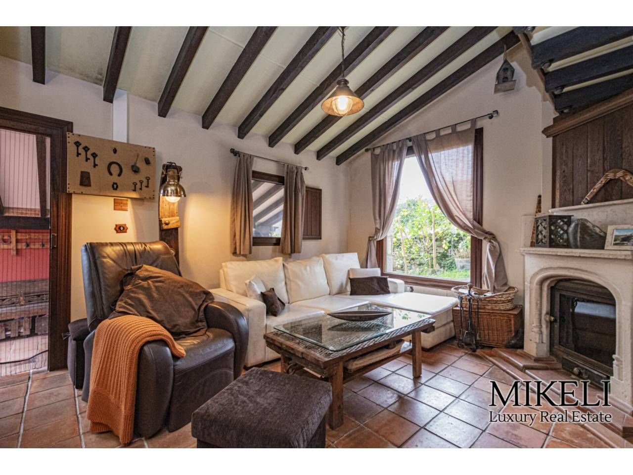 Living room of House or chalet for sale in Val de San Vicente   with Heating, Private garden and Terrace