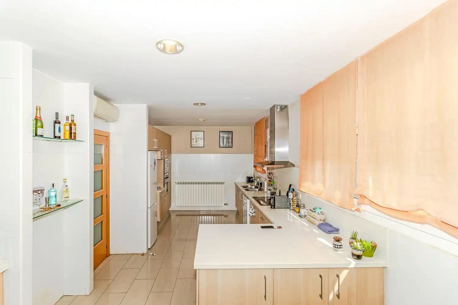 Cocina de Edificio en venta en Castellar del Vallès