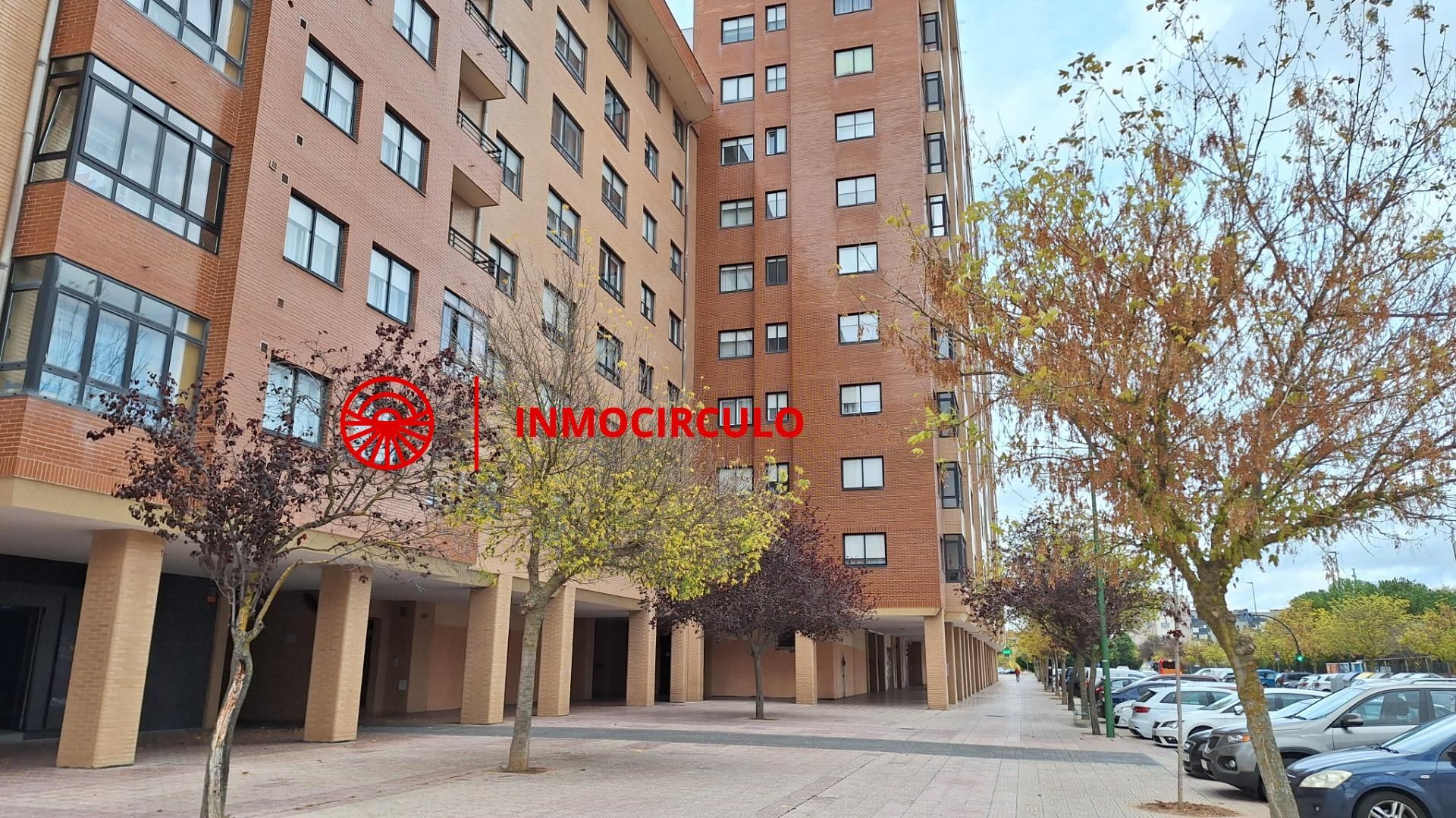 Exterior view of Apartment for sale in Burgos Capital  with Heating and Balcony