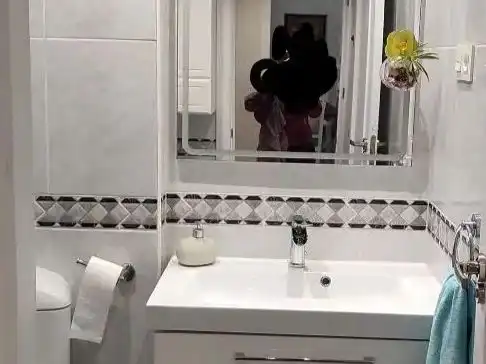 Baño de Piso en venta en La Zubia Ciudad
