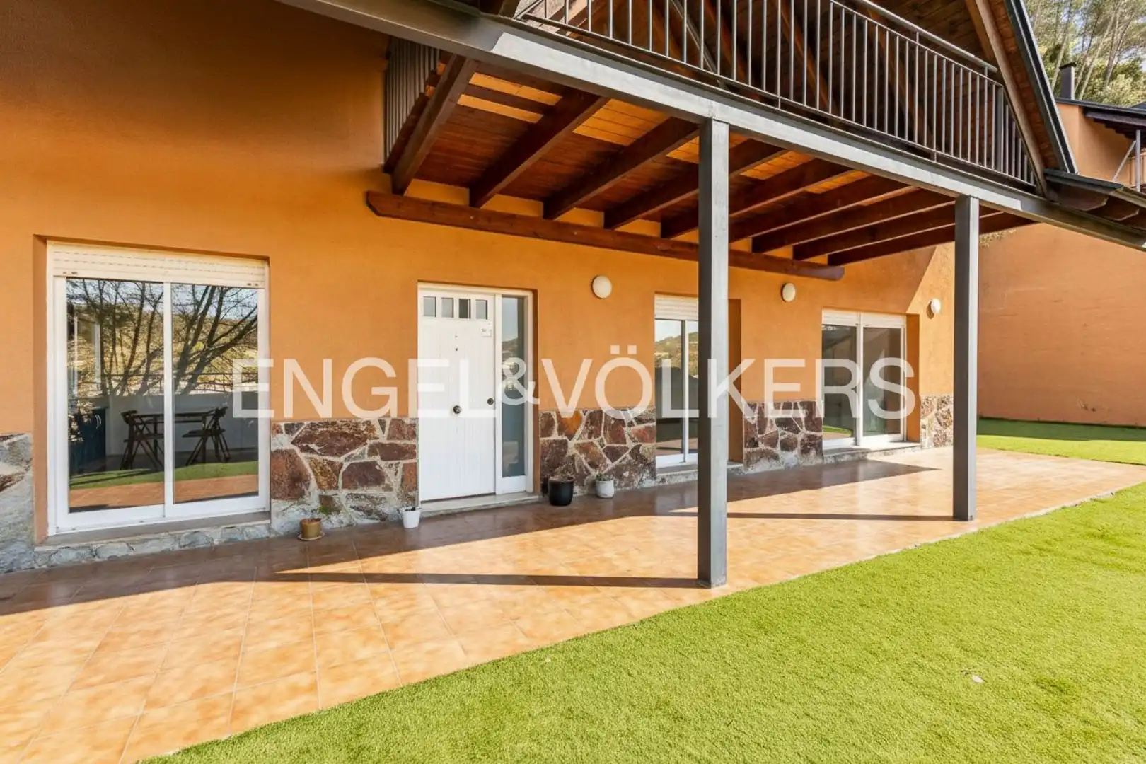 Terraza de Casa o chalet en venta en Vallirana con Calefacción, Jardín privado y Parquet
