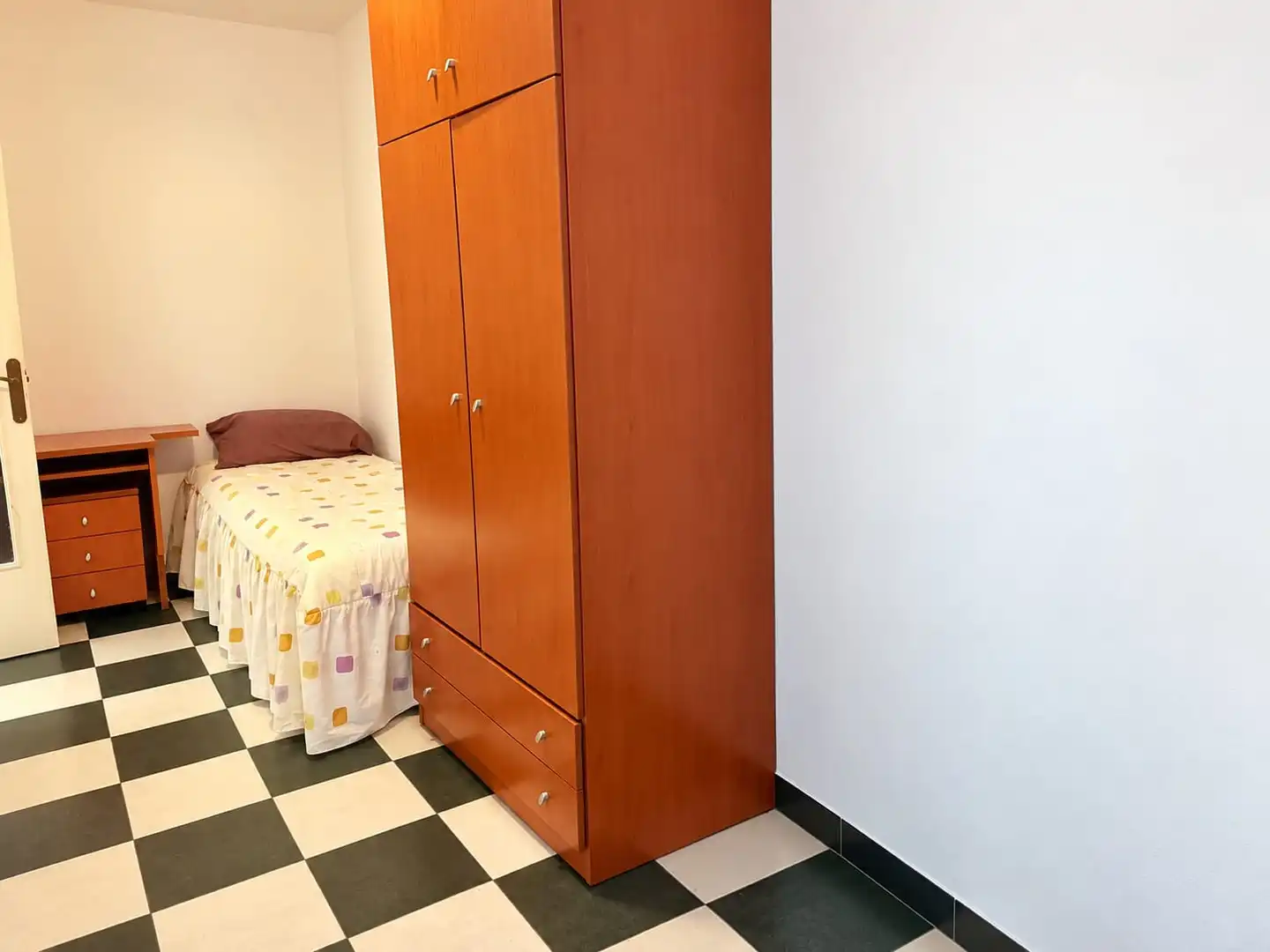 Dormitori de Pis en venda en Badalona amb Aire condicionat, Calefacció i Forn