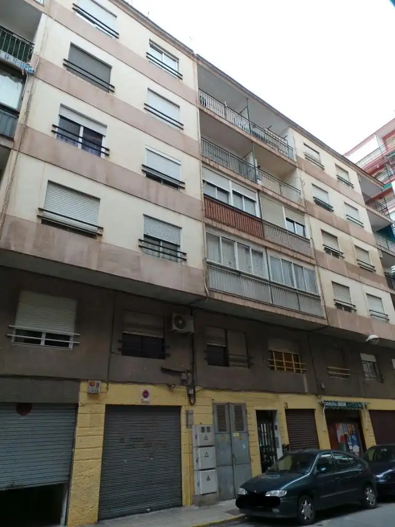 Flat for sale in C/ Santa Otilia