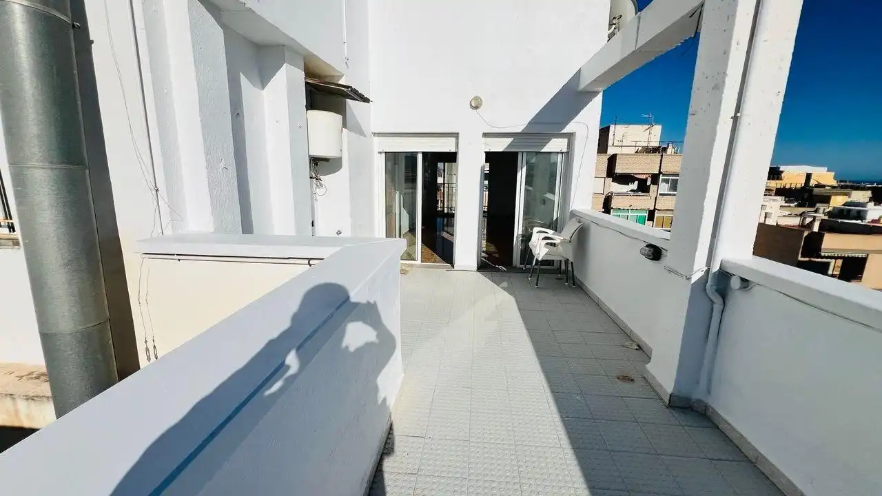 Penthouse with terrace for sale in Casco Antiguo, imagen 6