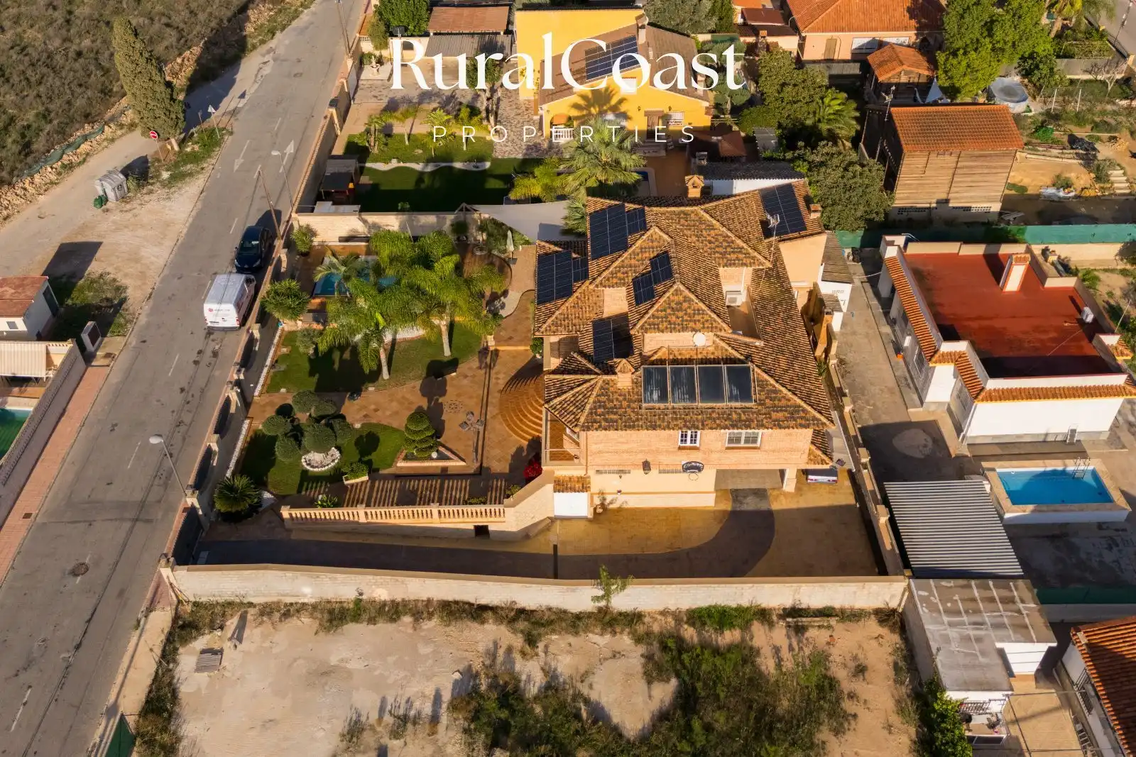 Vista exterior de Casa o xalet en venda en San Vicente del Raspeig / Sant Vicent del Raspeig amb Aire condicionat, Calefacció i Terrassa