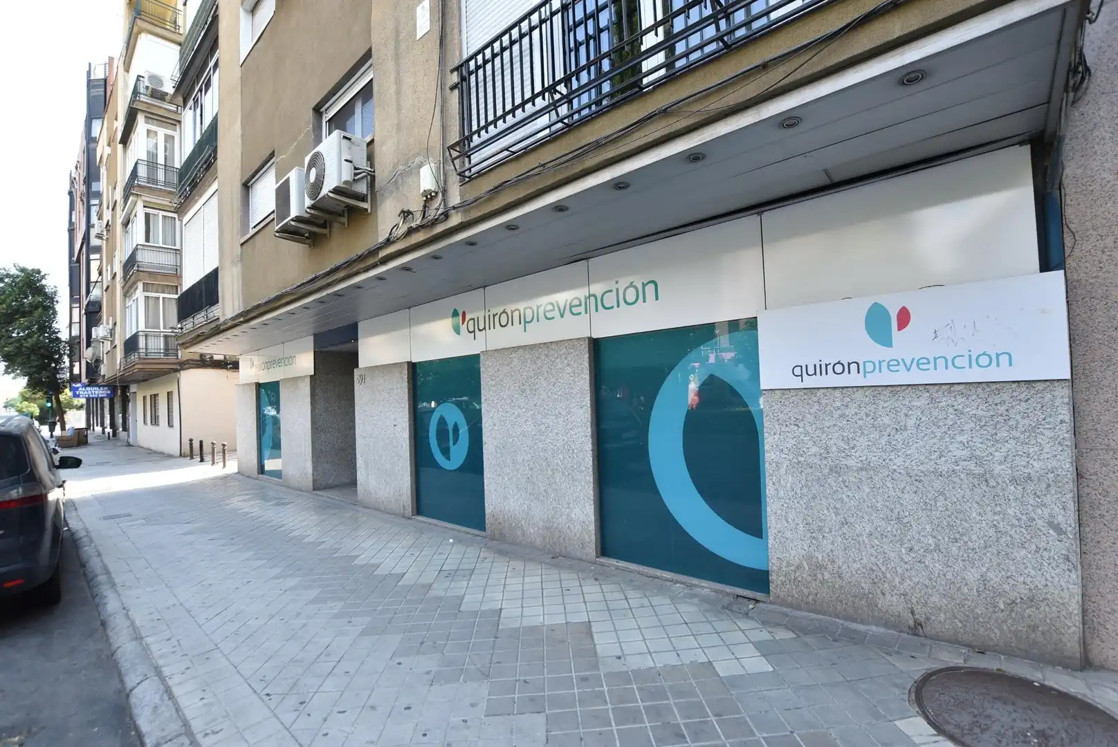 Local de lloguer en Granada amb Aire condicionat